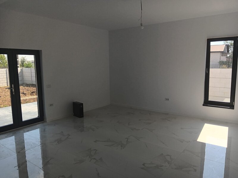 Domnesti, casa individuala 4 camere, TVA inclus